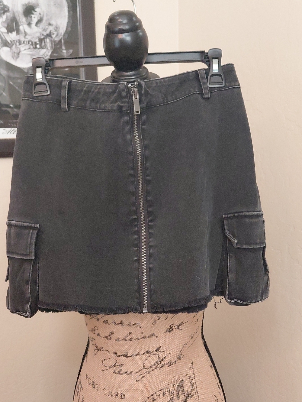 DOLLSKILL CURRENT MOOD 1X Black Cargo Mini Skirt with Front Zip